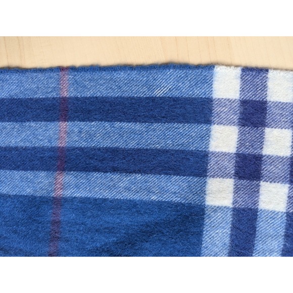 Burberry 100% Cashmere Made In Scotland Narrow Blue Tartan Plaid Scarf - Picture 6 of 16